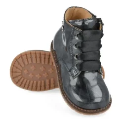 veterboot grijs
