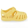 watersandalen geel