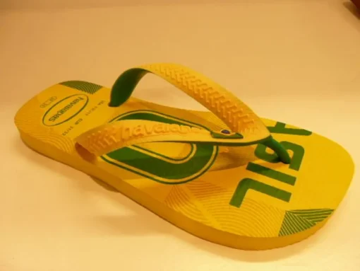 watersandalen geel